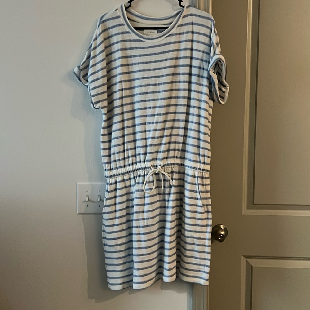 Lou & Grey Pocket Dress